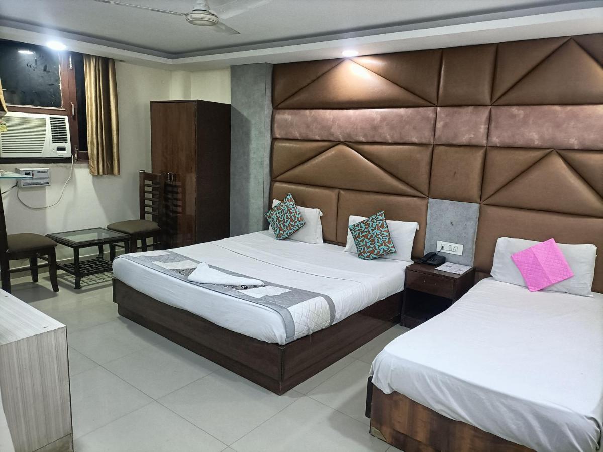 King Delhi Airport Hotell New Delhi Exteriör bild
